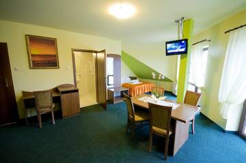 Фото Отель Hotel Gościniec Horyzont г. Zemborzyce Tereszyńskie 2