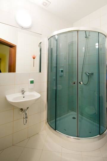 Фото номера Двухместный номер с 1 кроватью Отель Hotel Gościniec Horyzont г. Zemborzyce Tereszyńskie 6
